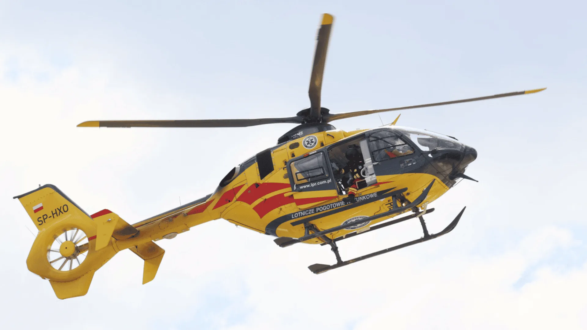 Dramat w pierwszy dzień ferii, fatalny wypadek na stoku. W akcji śmigłowiec LPR 