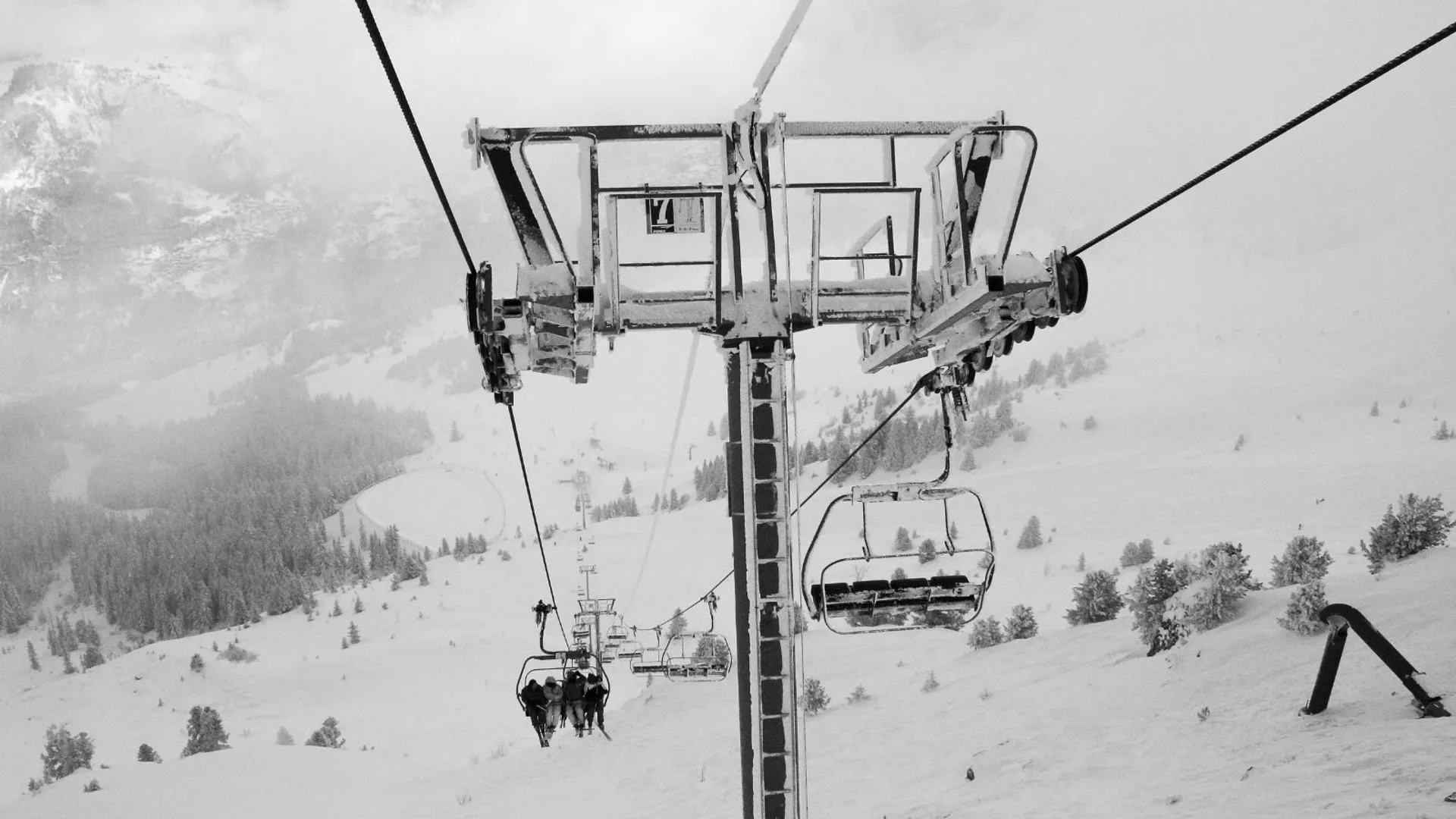 Dramat na stoku w Jasnej. Chwila nieuwagi zakończyła się tragedią