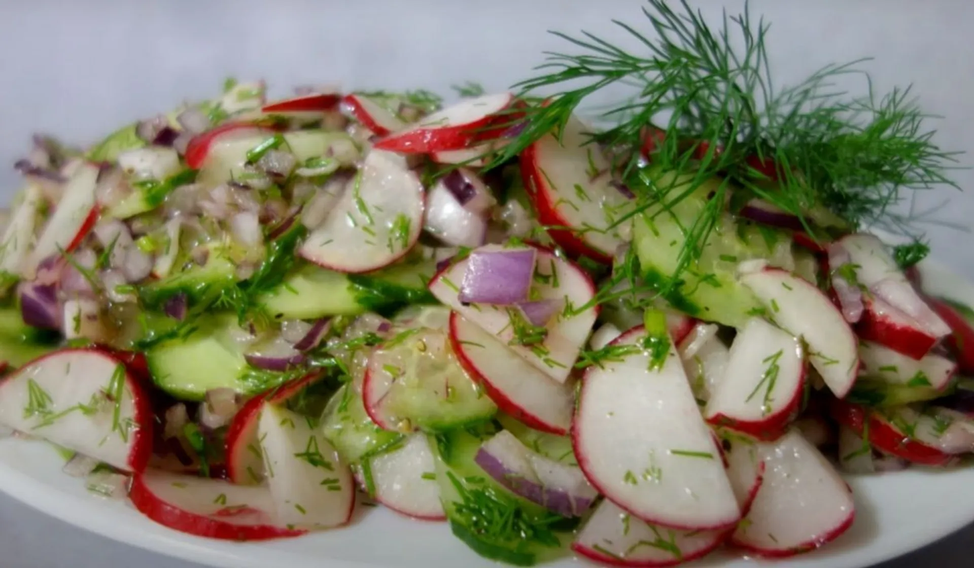 surówka z rzodkiewką