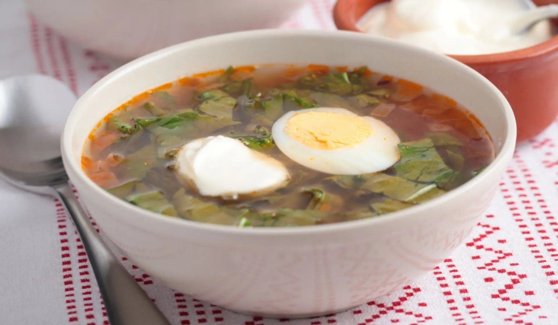 zupa szczawiowa z jajkiem