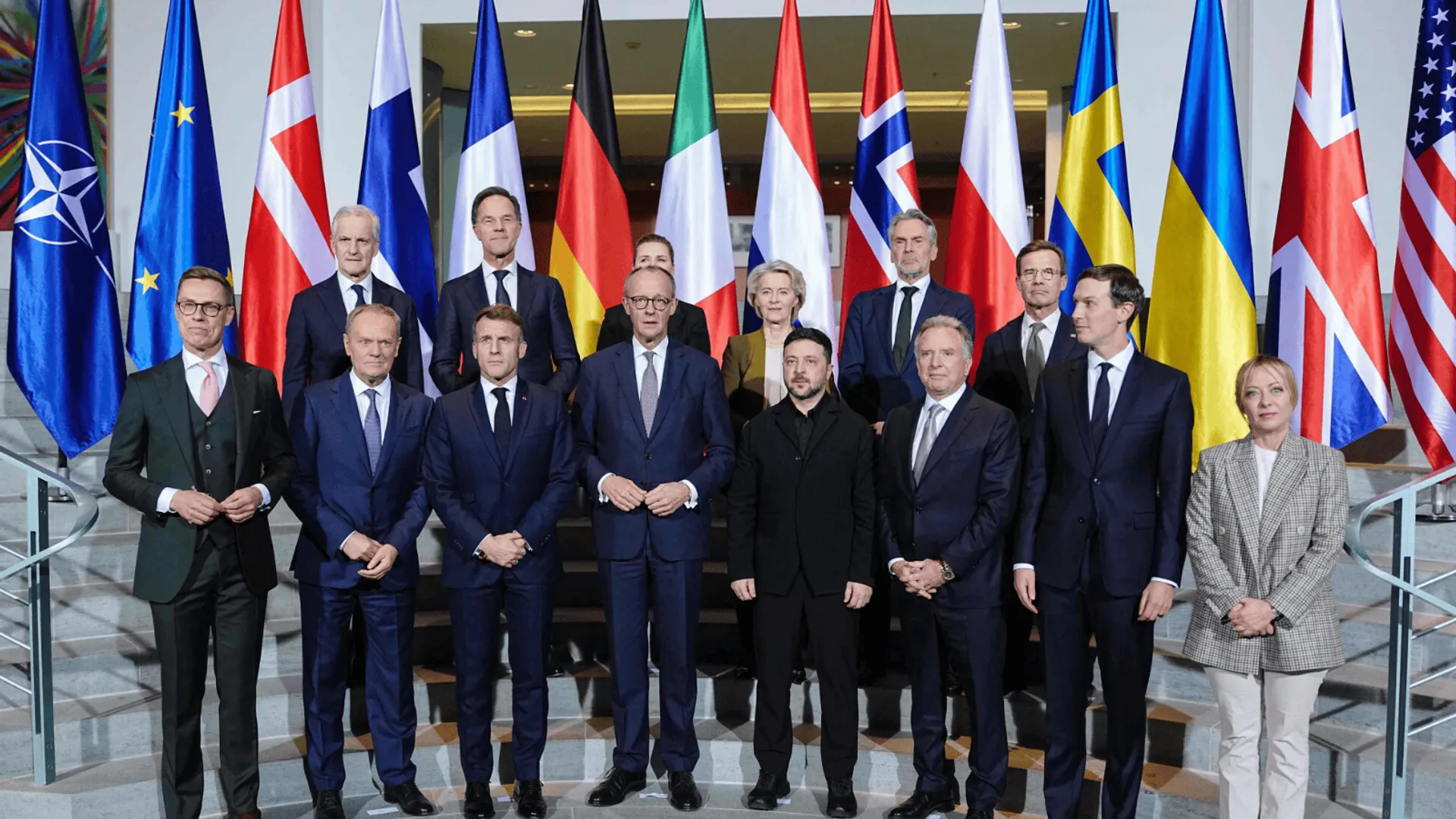 Obrady dyplomatyczne z udziałem liderów państw UE oraz partnerów międzynarodowych.