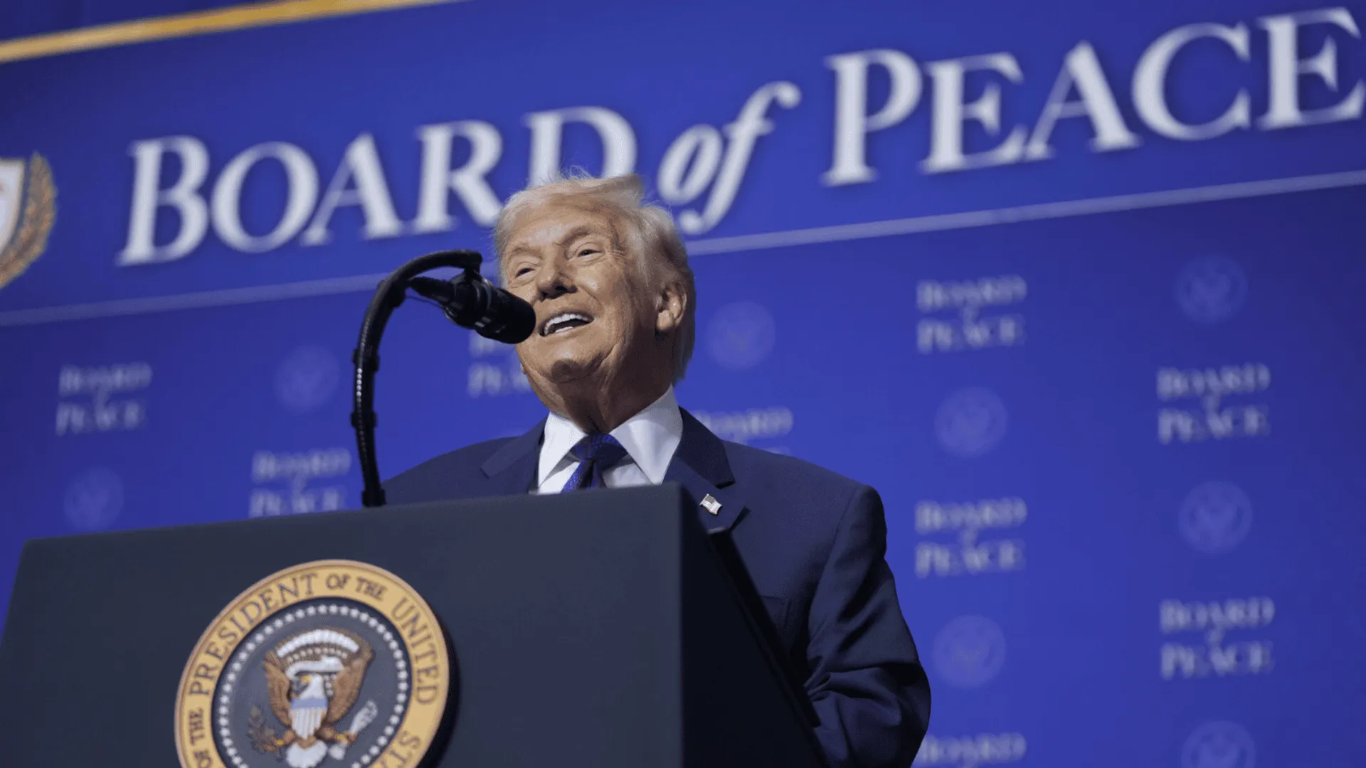 Donald Trump na Radzie Pokoju, fot. Mark Schiefelbein/Associated Press/East News