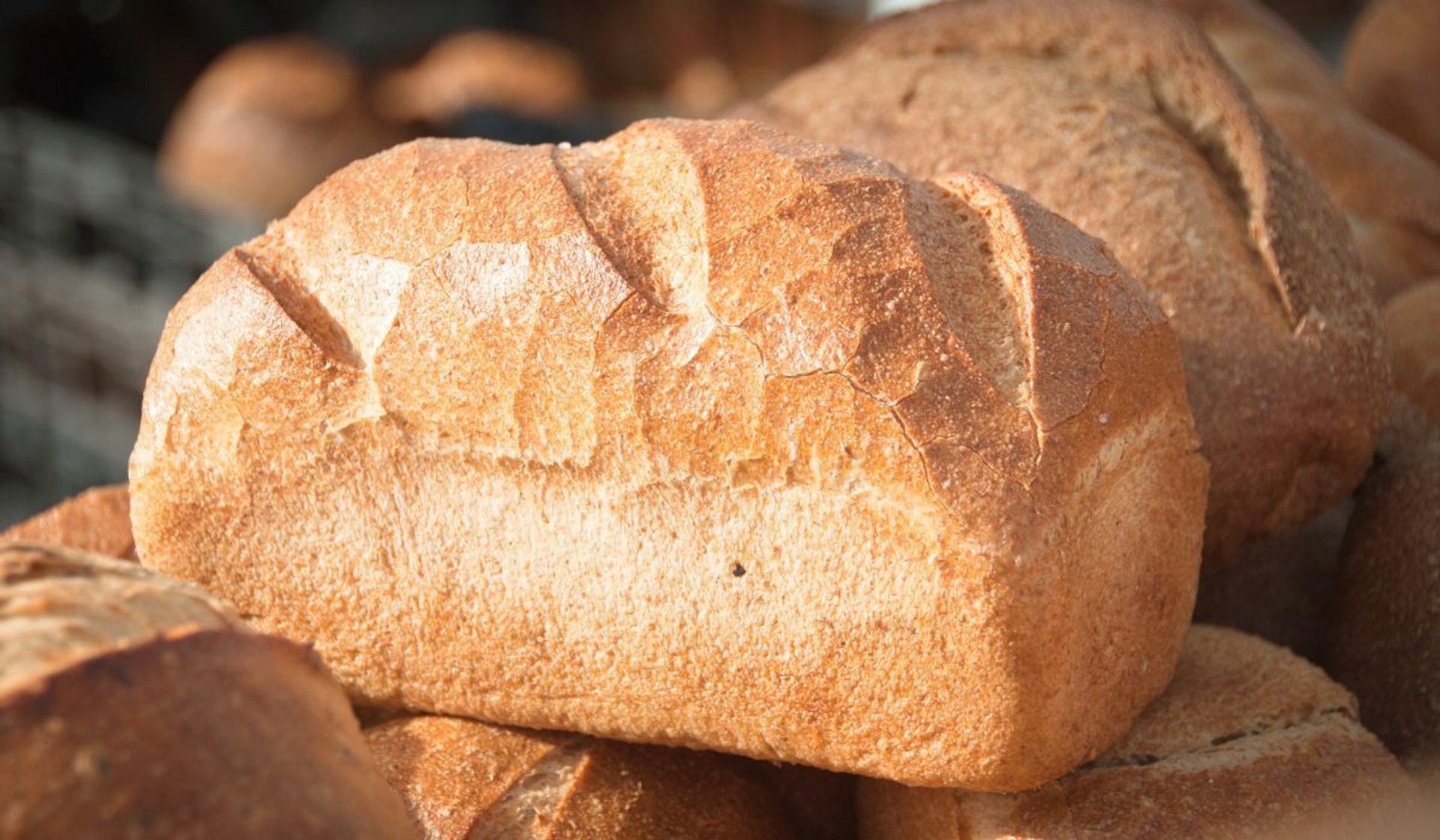 Ekspresowy patent na rozmrożenie chleba. Nie da się szybciej