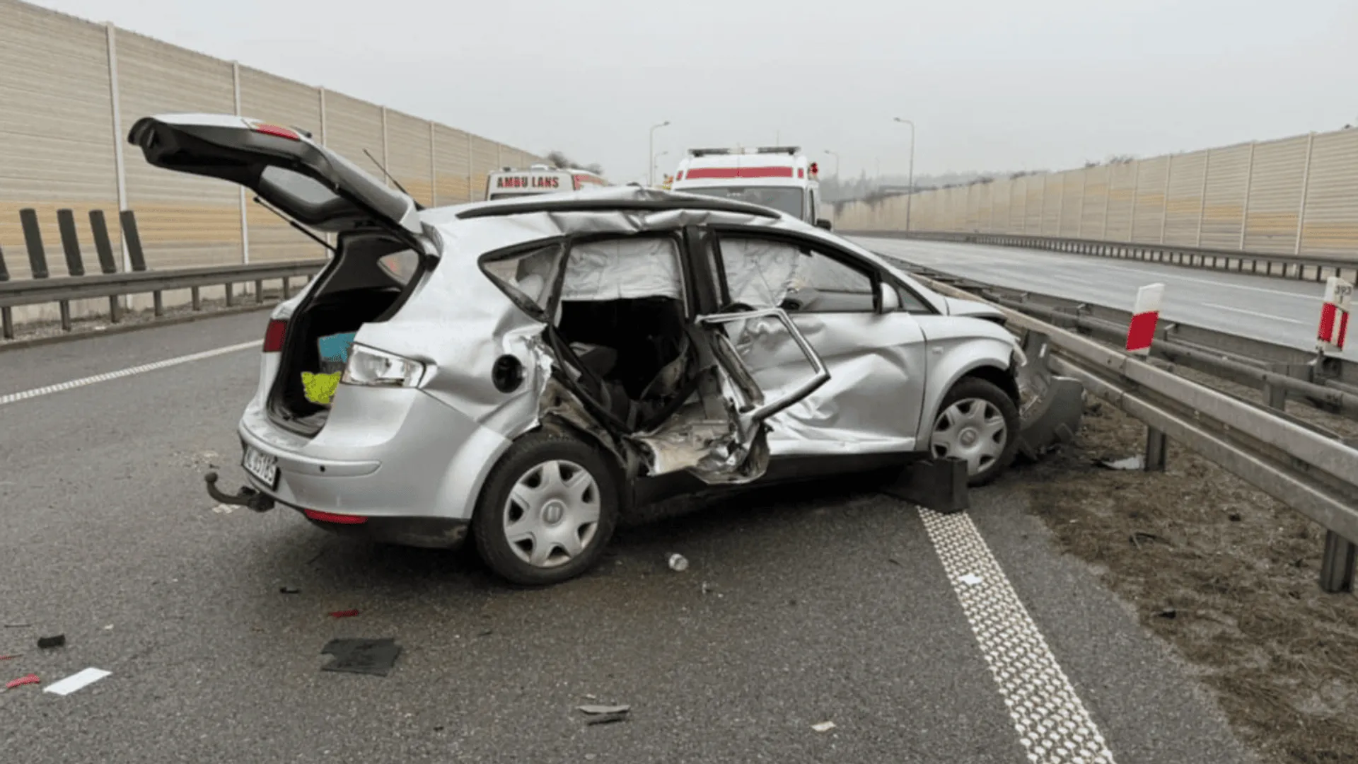 Karambol dziewięciu samochodów na drodze ekspresowej S8 w miejscowości Przewodowice