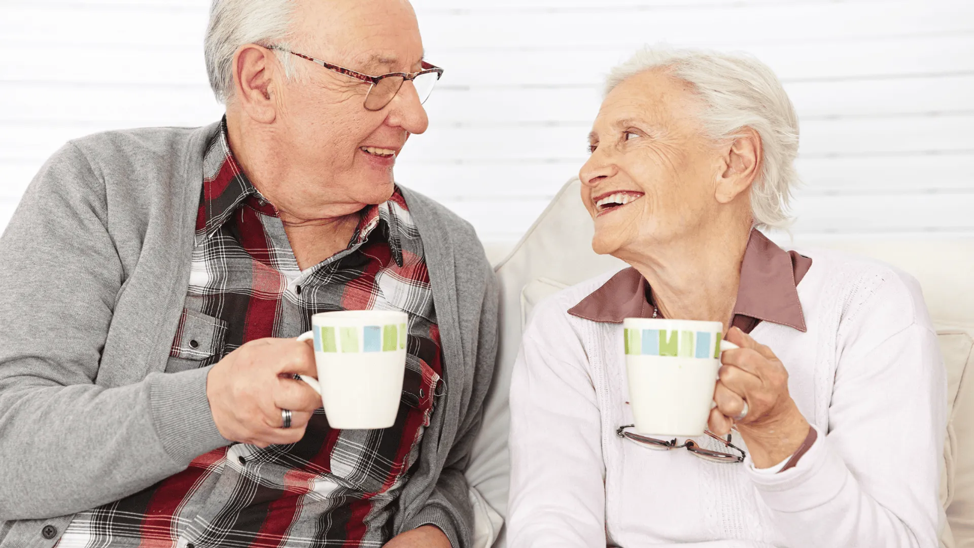 Wpływ herbaty, kawy i alkoholu na zdrowie kości u starszych kobiet