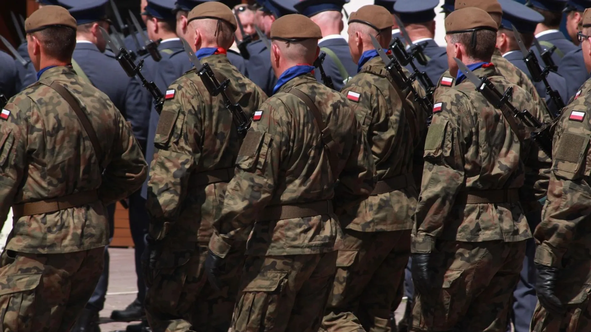 Nowy kręgosłup armii: Strategia rozwoju i piloci w stopniach podoficerskich