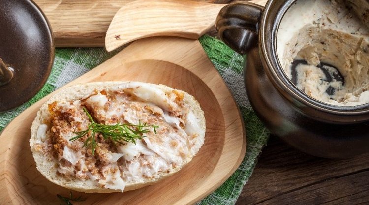 Błyskawiczny smalec bez nieprzyjemnego zapachu podczas gotowania