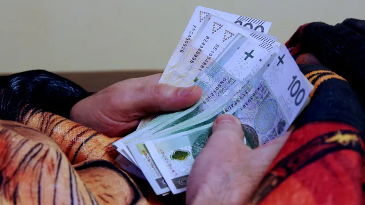 Trzy grupy seniorów wykluczone z 13. emerytury. Jesteś na liście, nie dostaniesz pieniędzy