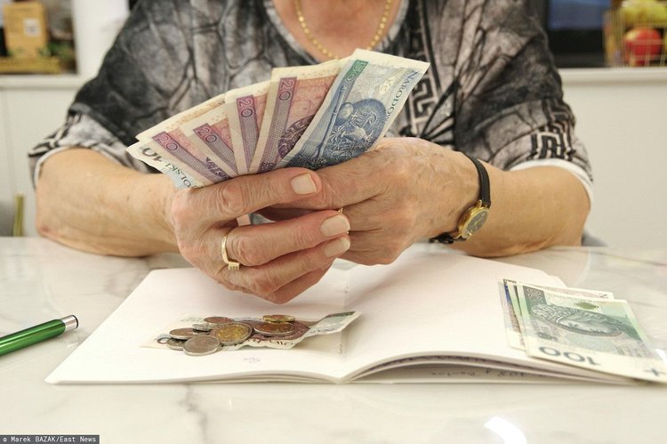 Emerytura bez podatku dla seniorów? Nowy pomysł polityków