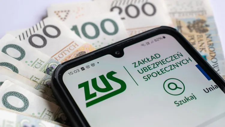 Nowe wyliczenia waloryzacji emerytur na 2027 rok. Podano kluczowy termin
