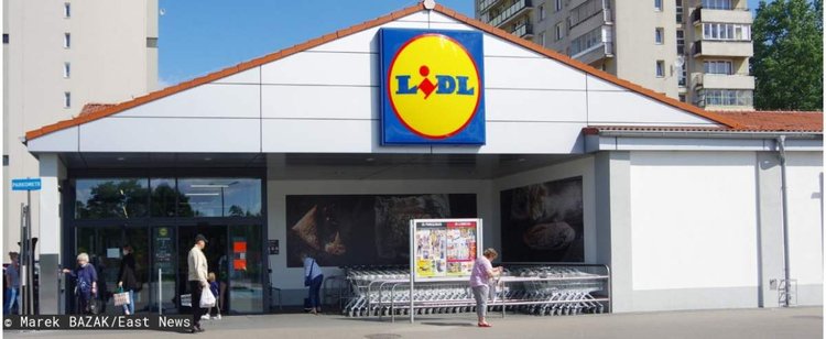 Lidl w wyścigu z Biedronką. Postawił tysiąc nowoczesnych urządzeń ułatwiających klientom zakupy