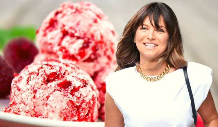 Ekspresowe lody z 5 składników według przepisu Anny Lewandowskiej. Jedz bez wyrzutów sumienia