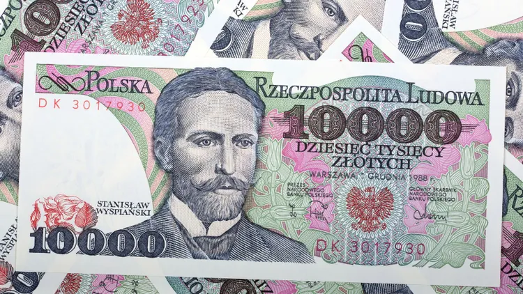 Te banknoty z PRL-u są teraz warte fortunę. Kolekcjonerzy ich poszukują, lepiej sprawdź szuflady