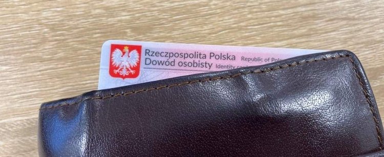 Rząd już zapowiedział zmiany w dowodach osobistych. Miliony Polaków czekają nowe formalności