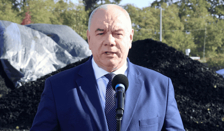 Wraca VAT na paliwa. Jacek Sasin zapewnia, że Polacy tego nie odczują