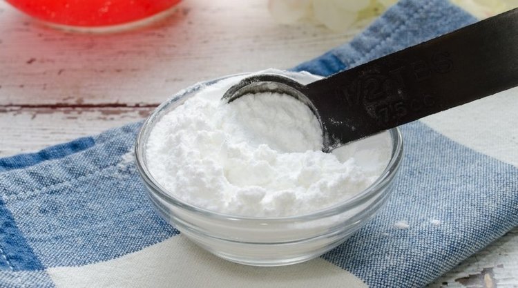 Czym różni się soda od proszku do pieczenia?