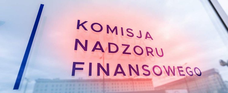 KNF dopisała do swojej listy nowy podmiot. Korzystanie z jego usług stanowi zagrożenie