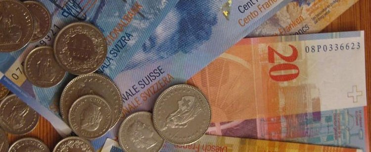 Kiedyś to musiało się wydarzyć. Kurs franka szwajcarskiego z dużym wzrostem