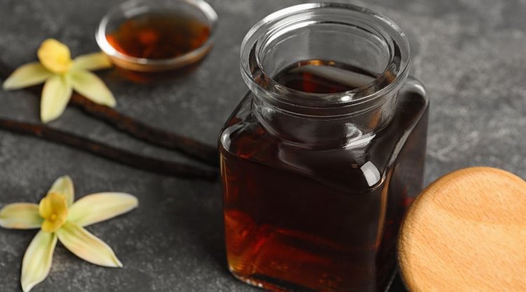 Jak z łatwością zrobić domowy ekstrakt waniliowy? Już nigdy nie kupisz go w sklepie