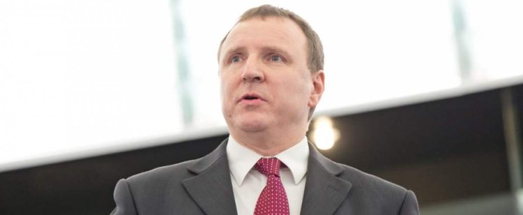 Ile zarabia Jacek Kurski?  "Poprosiłem o najniższe możliwe wynagrodzenie, proponowano mi wyższe".