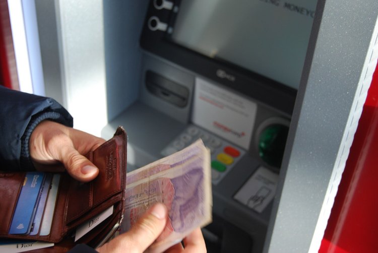 Polski bank na sprzedaż. Proces już rusza