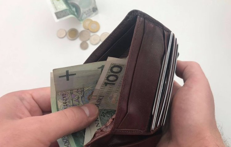W 2022 roku zaciągnęliśmy mniej kredytów, a jeśli tak, to nie w bankach. Możliwe przetasowania w całym sektorze