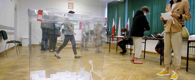 Wybory prezydenckie. Jak głosowali Polacy za granicą?