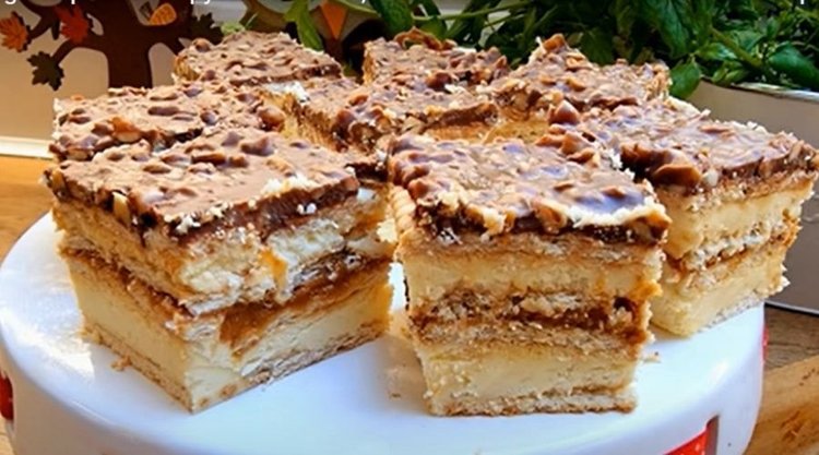 Rozkosznie, zniewalająco proste ciasto Maxi King bez pieczenia