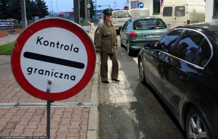 Nowe przepisy dotyczące przewożenia pieniędzy przez granicę Unii Europejskiej od dziś