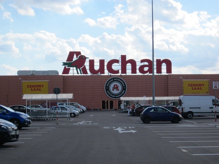 Sieci Auchan i Intermarche w tarapatach. UOKiK postawił zarzuty