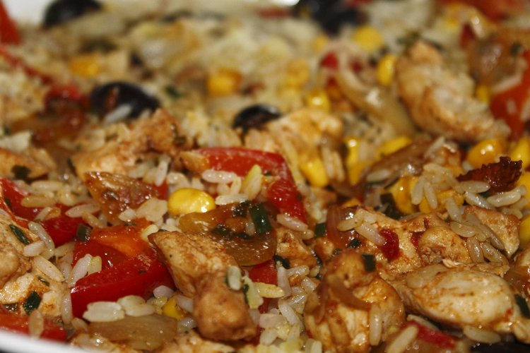 Paella mixta z kurczakiem