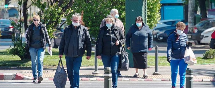 Wchodzą w życie obostrzenia w wyznaczonych strefach. Wiemy już gdzie i jakie