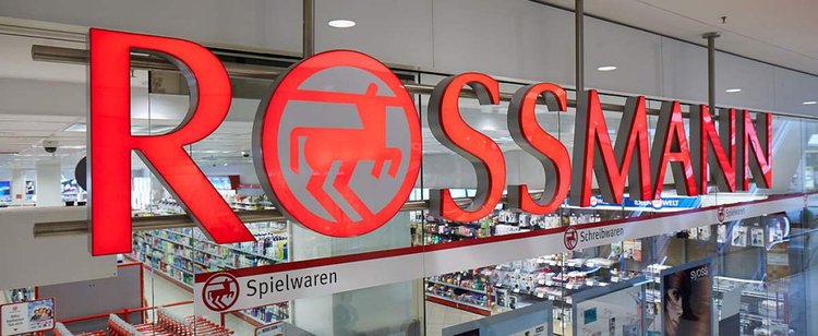 Rossmann i Sephora miały rozdawać produkty za darmo. Ogłoszenie okazało się dziełem oszustów