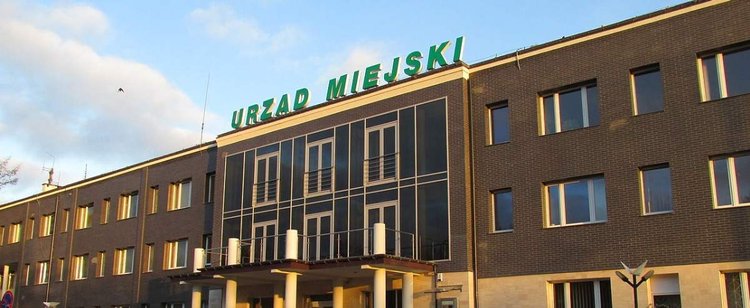 Lockdown w urzędach. Od północy kolejna partia obostrzeń