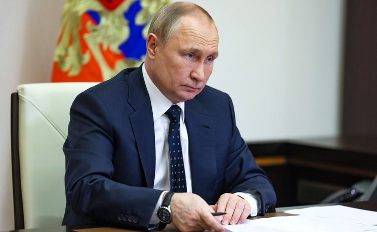 Coraz więcej radnych domaga się dymisji Putina. Lista się powiększa
