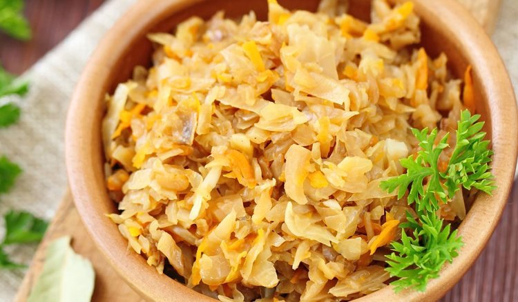Aromatyczna kapusta zasmażana po góralsku. Wyróżnia ją 1 uwielbiany składnik