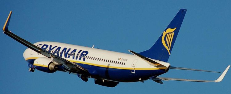 Ryanair stracił 185 mln euro. Loty z Polski zagrożone?