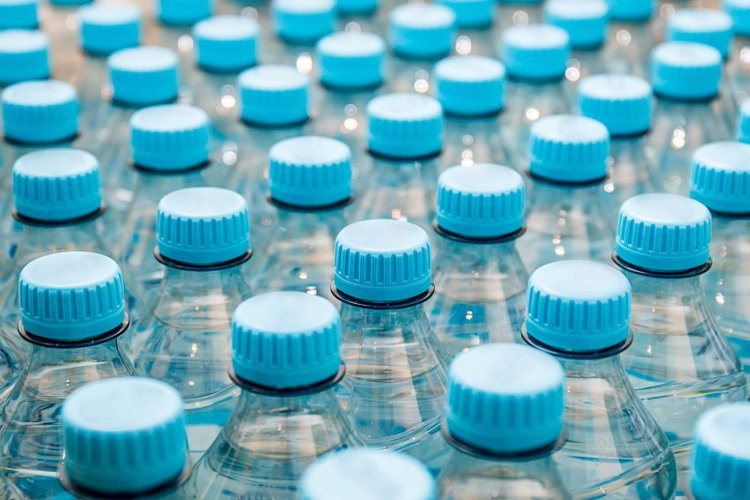 Kaucje za butelki: padła wstępna data wprowadzenia nowej regulacji