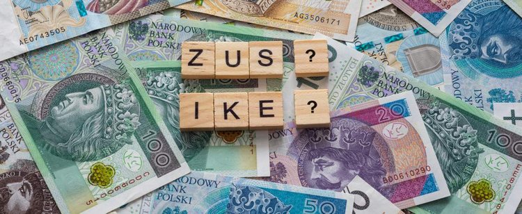 ZUS kontra IKE. Eksperci Instytutu Emerytalnego radzą, co wybrać