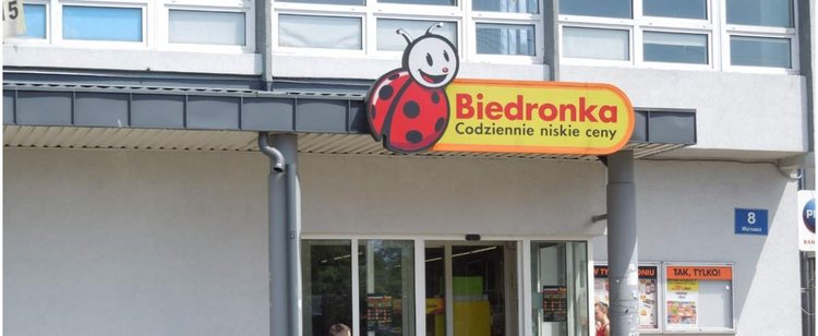 Hitowa akcja Biedronki w marcu. Zakupy nawet o połowę tańsze