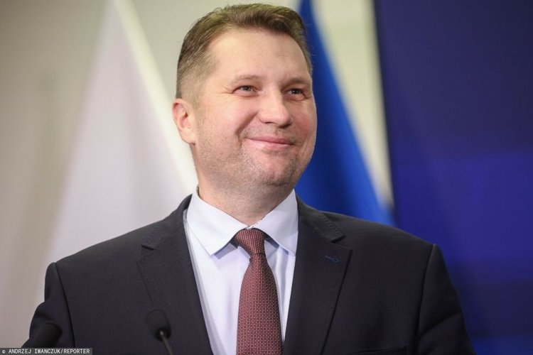 Czarnek zapowiada nowy przedmiot w szkołach. Będzie to biznes i zarządzanie