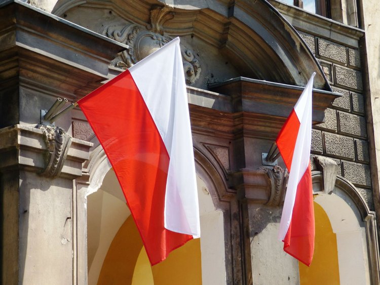 Agencja Fitch utrzymała rating Polski na poziomie A- z perspektywą stabilną