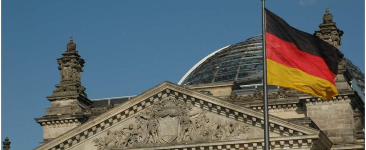 Niemcy obawiają się ponownego zamknięcia dwóch rodzajów usług. Polacy też mają się czego obawiać