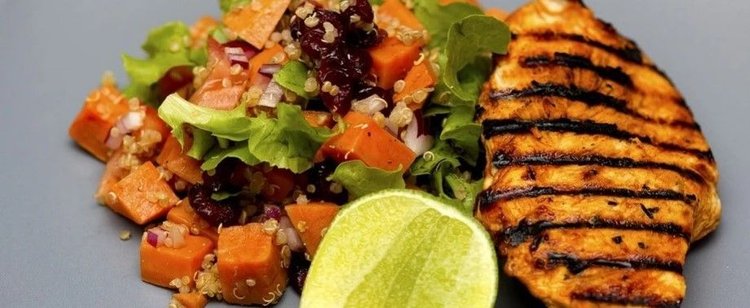 Grillowane piersi kurczaka z cytryną i tymiankiem