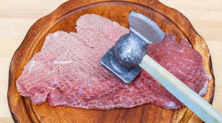 Jak błyskawicznie rozbić schab bez tłuczka?