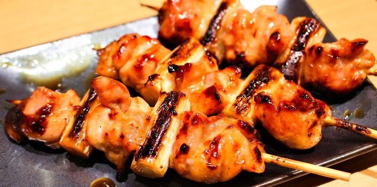 Filety z kurczaka w sosie teriyaki. Przepis na proste, japońskie danie