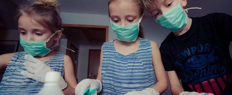 Kończą Ci się maseczki? Wiemy gdzie kupisz je najtaniej, popularna sieciówka sprzedaje je za półdarmo