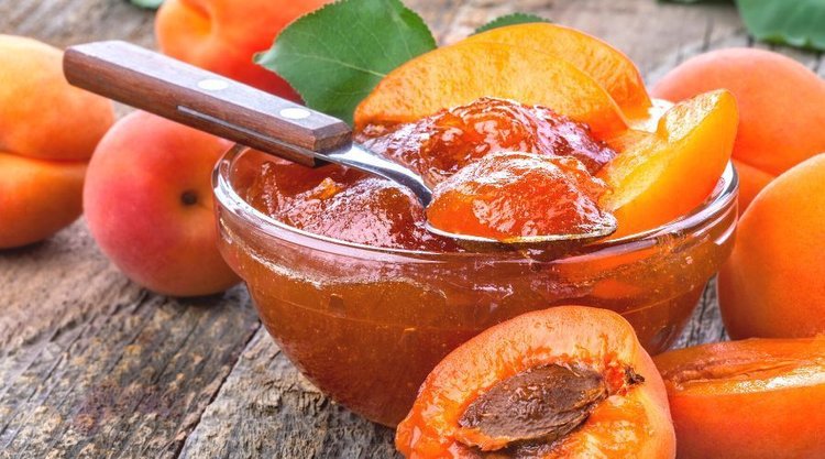 Babciny przepis na domowy dżem z moreli. Prawdziwy, naturalny smak