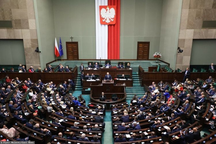 Sejm poparł projekt dopłat do innych źródeł ogrzewania niż węgiel