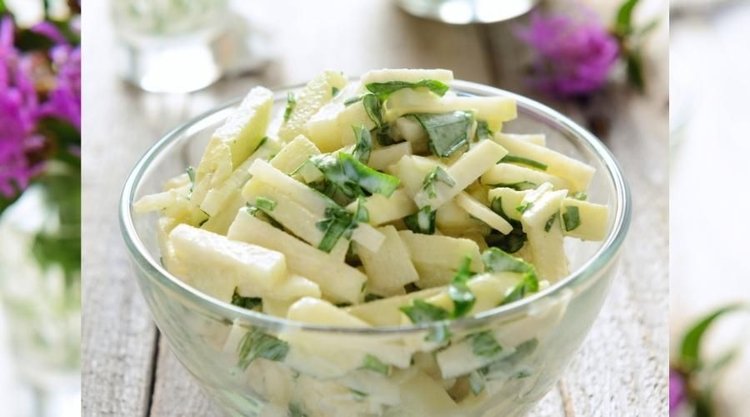 Na co pomaga surówka z kalarepy?